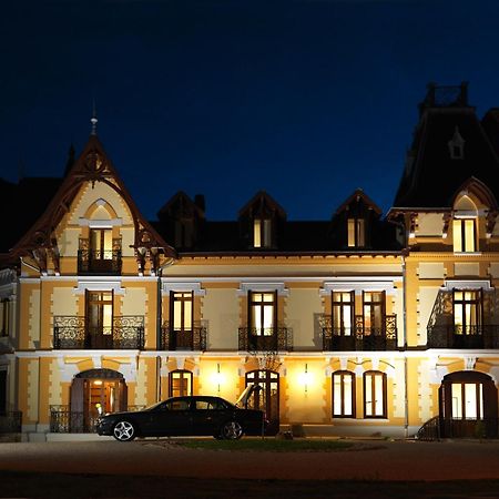 Le Manoir D'Agnes Logis Hotel Restaurant Tarascon-sur-Ariege Exterior photo